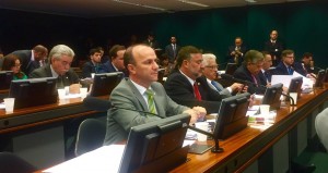 Deputado em depoimento do delegado da PF, Marlon Cajado, na CPI do Carf