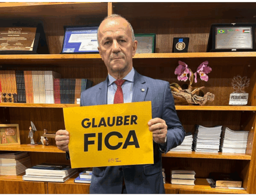 Glauber fica!